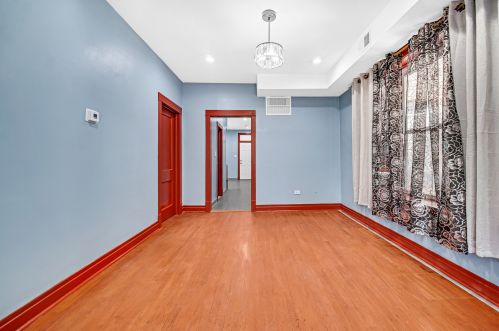 1020 Springfield Ave, Chicago IL 60624-4025 exterior