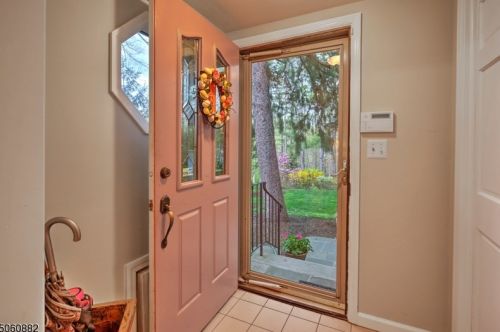 4 Lake Trl, Morristown NJ 07960-6751 exterior