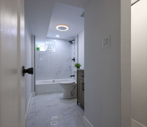 2720 Monroe St, Chicago IL  60612-2823 exterior