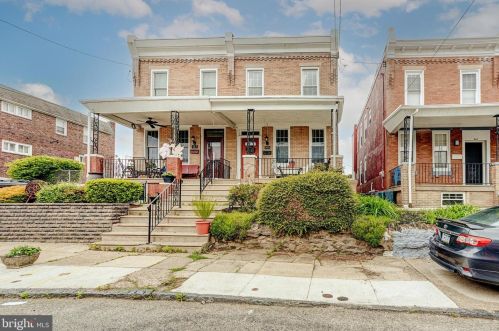 565 Martin St, Philadelphia PA  19128-1620 exterior