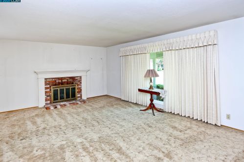 1793 Sattler Dr, Concord, CA 94519-1422