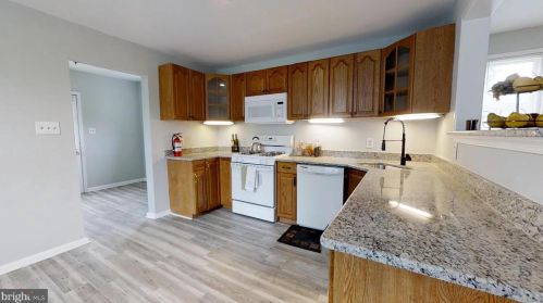 700 Randolph Ave, Riverton NJ  08077-1820 exterior