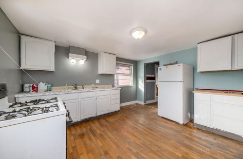 223 Dutton St, Kalamazoo MI 49007-5174 exterior