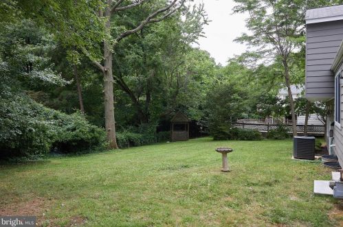 2405 Blue Valley Dr, Silver Spring MD 20904-5206 exterior