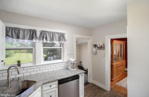 1828 Exton Ave, Trenton NJ 08610-3323 exterior