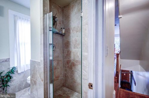 2004 Brandywine St, Philadelphia PA 19130-3204 exterior