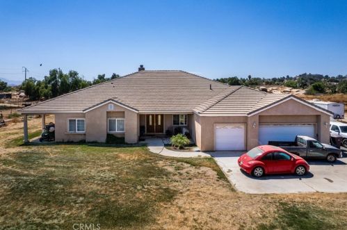 18885 Alexander St, Perris, CA 92570-8457