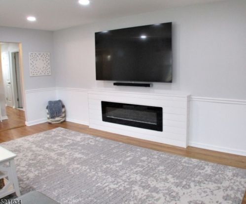 1571 Brookside Rd, Mountainside NJ  07092-1601 exterior