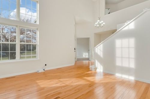 1715 Vlg Ct, Bull Valley IL 60014-2010 exterior