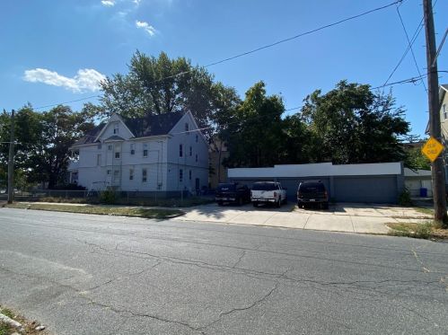 735 Belmont Ave, Springfield MA 01108-1637 exterior