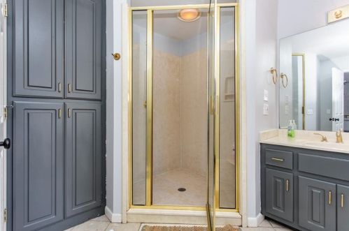 4596 Kingsgate Dr, Atlanta GA 30338-5933 exterior