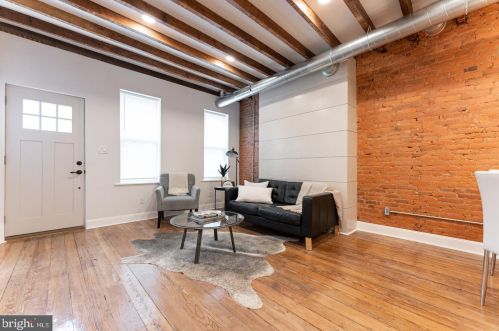 1906 Lawrence St, Philadelphia PA 19140-2406 exterior