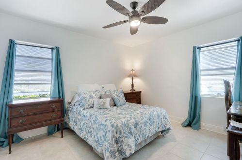 206 Fernandina St, Fort Pierce FL  34949-3534 exterior