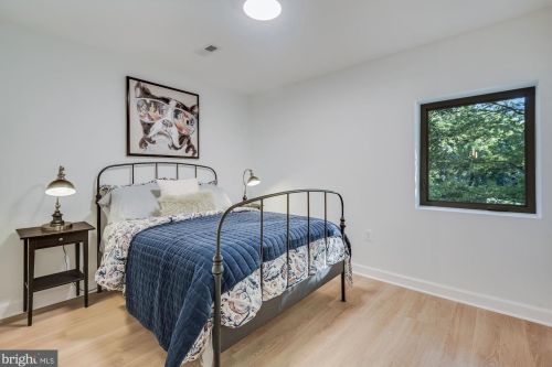 17 Ritchie Ave, Silver Spring MD  20910-5109 exterior