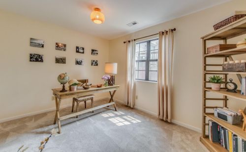 1502 Oriole Ln, Saint Louis MO 63144-1110 exterior