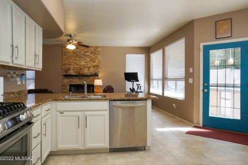 7724 Mcgee Mountain Rd, Tucson AZ 85750-7406 exterior