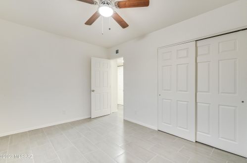 9301 29th St, Tucson AZ  85710-8015 exterior