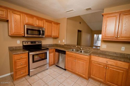 14815 25th Dr, Phoenix AZ  85023-5080 exterior