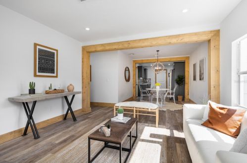 705 Indiana Ave, Tampa, FL 33603-4629