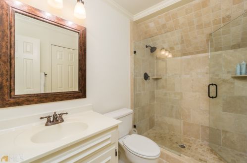 7710 Dunvegan Close, Atlanta GA 30350-5504 exterior