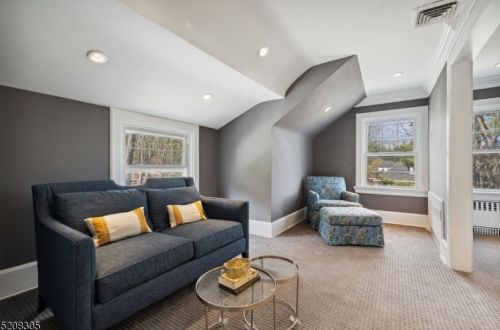 264 Upper Mtn Ave, Montclair NJ 07043-1417 exterior