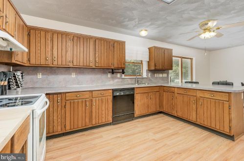 7197 Un Deposit Rd, Hummelstown PA 17036-9213 exterior