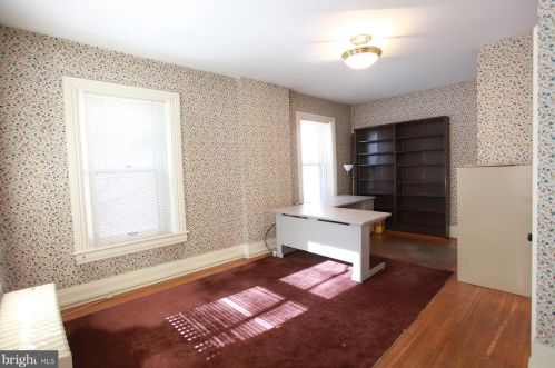 223 Washington St, Huntingdon PA 16652-1525 exterior