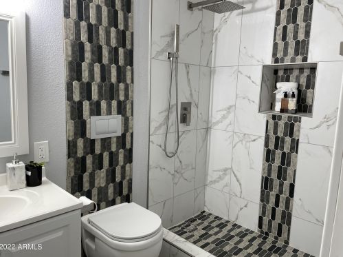 1331 Andorra Dr, Phoenix AZ  85032 exterior