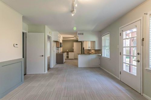 11021 Cactus Ln, Dallas TX 75238-3701 exterior