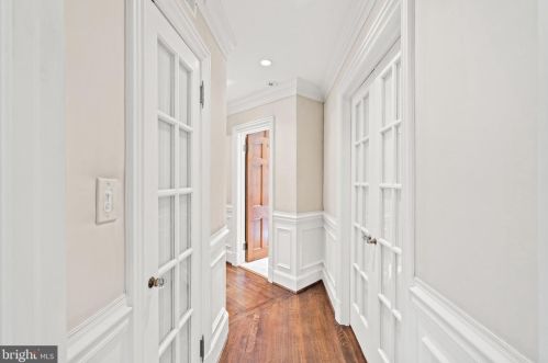 2446 Kalorama Rd, Washington DC 20008-1625 exterior