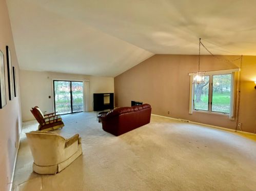 2291 Radcliff Cir, Grand Rapids MI 49546-7721 exterior