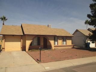 1414 Monona Dr, Phoenix AZ  85027-3621 exterior