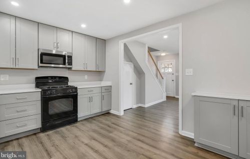 1805 Crawford Dr, Rockville MD 20851-1711 exterior