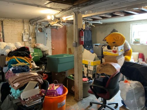 1305 Mayfield Ave, Chicago IL 60638-4405 exterior