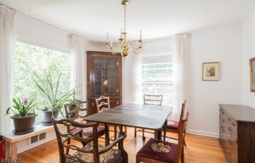 145 Fairmount Ave, Chatham Township NJ 07928-1823 exterior