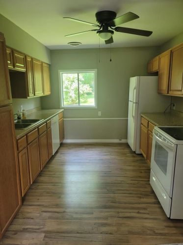 1095 Shr Dr, Catawissa MO 63015-1122 exterior