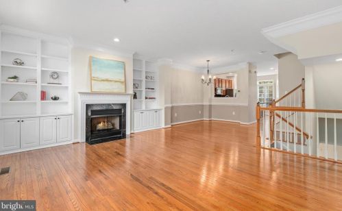 5124 Knapp Pl, Alexandria VA 22304-8637 exterior