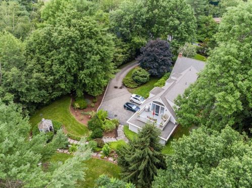 10 Crowningshield Dr, Worcester, MA 01612-1254