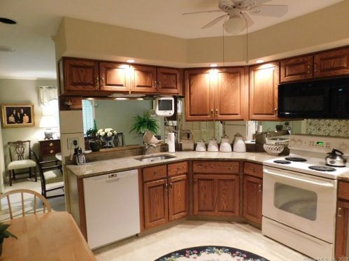 119 The Laurels, Enfield, CT 06082-2361