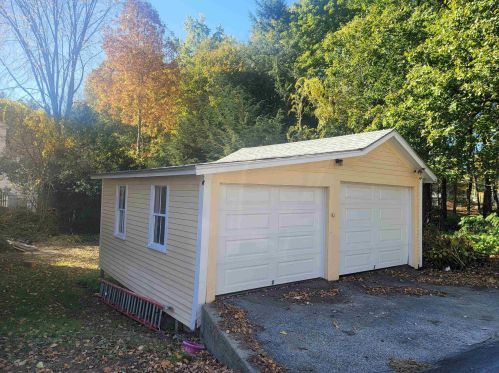 9 Peabody St, Concord, NH 03301-4625