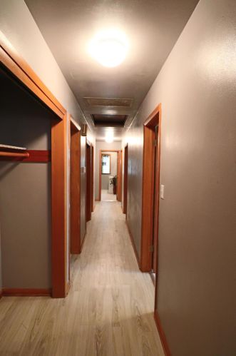 1008 105th St, Milwaukee WI 53227-1210 exterior