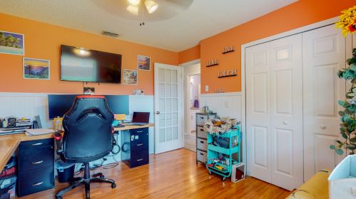 2471 Shell Ave, Fort Pierce FL  34952-6857 exterior