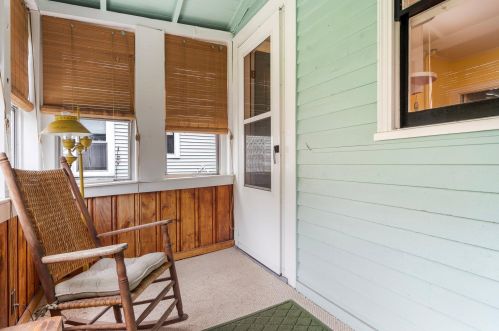 36 Morning St, Portland ME 04101-4429 exterior