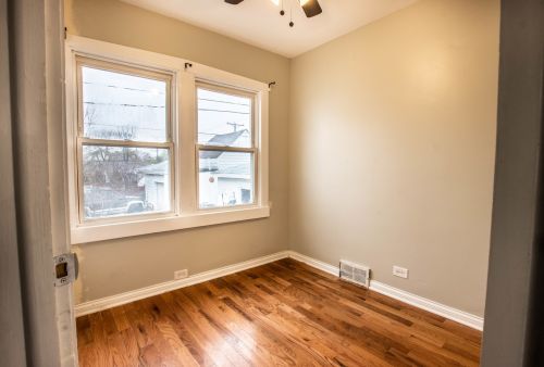 5416 25 Pl, Chicago IL 60623-4233 exterior