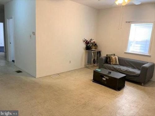 2113 28 St, Philadelphia PA 19145-2522 exterior