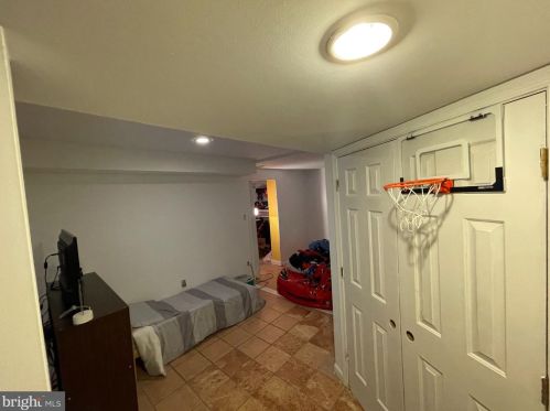 1617 Parham Rd, Silver Spring MD 20903-2258 exterior