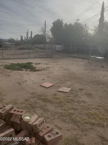 5104 29 St, Tucson AZ 85711-6308 exterior