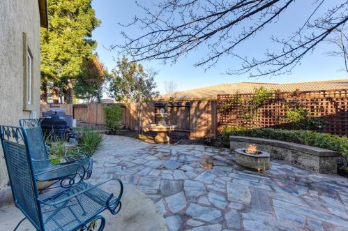 1079 Mallard Cir, Folsom CA 95630-7507 exterior