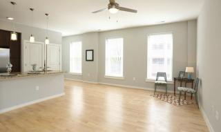 523 Main St, Richmond VA  23219-2407 exterior