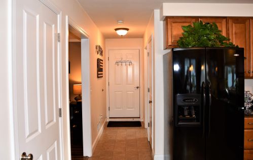 2 Penacook St, Concord NH 03301-3105 exterior